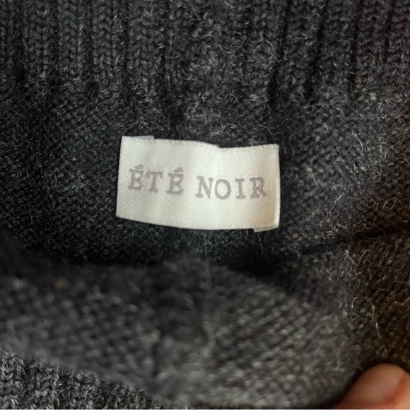 Gorgeous 100% wool Pants - Picture 4 of 6